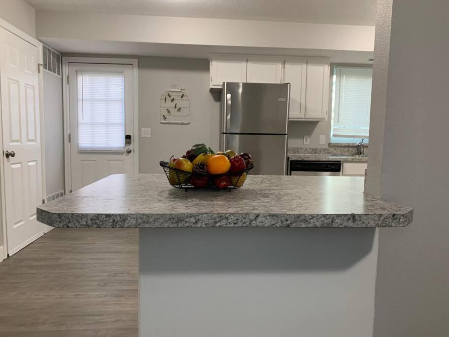 Pleasant Grove Rooms With A Mountain View מראה חיצוני תמונה