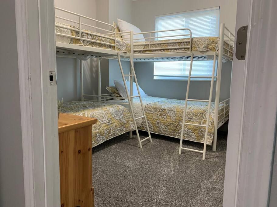 Pleasant Grove Rooms With A Mountain View מראה חיצוני תמונה